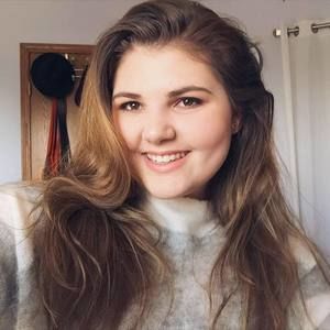 Meet your Posher, Carly